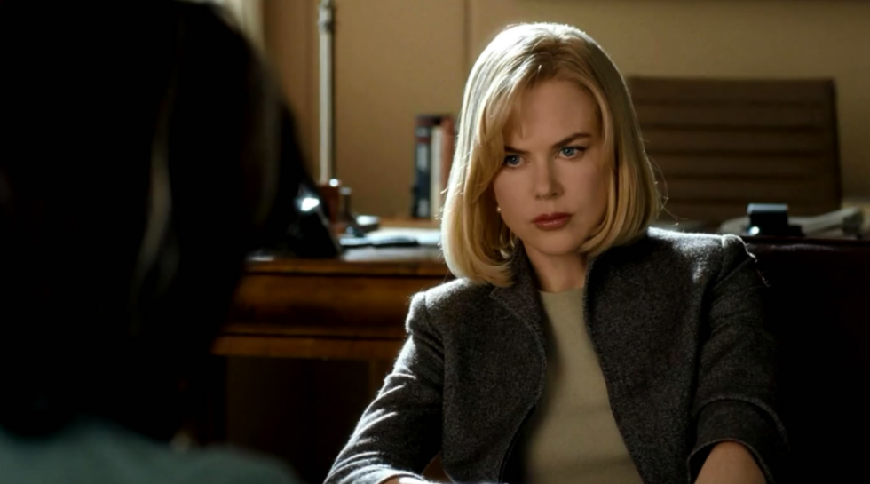 Kay Scarpetta jako bohaterka serialu. Nicole Kidman i Jamie Lee Curtis w adaptacji książek